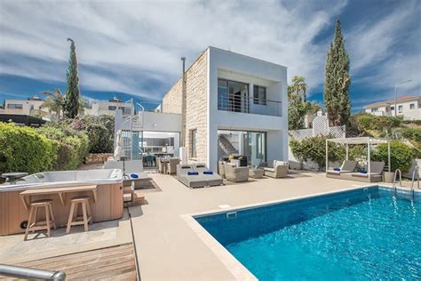 airbnb in cyprus